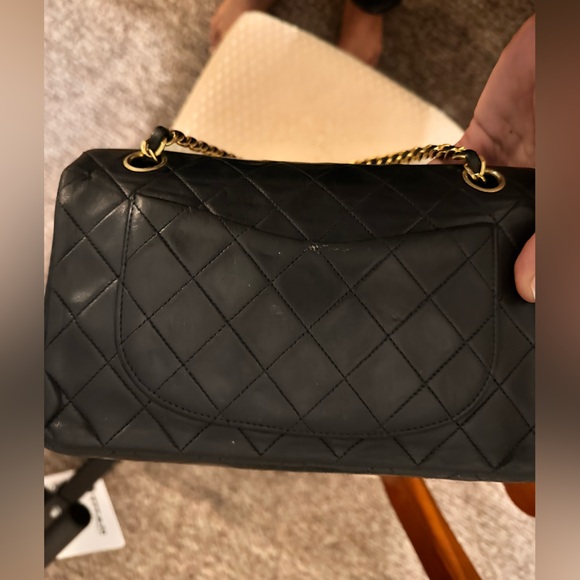 Chanel Medium Black lambskin Classic double Flap bag . Vintage. Gold hardware - Picture 7 of 9